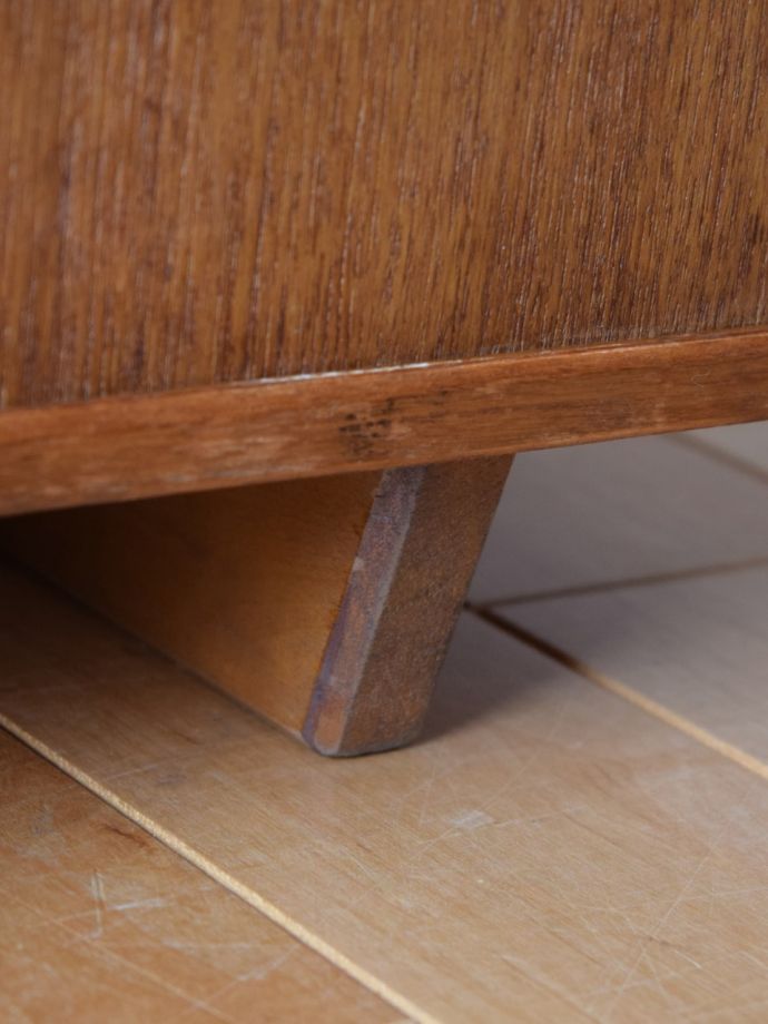 ビンテージ家具の足