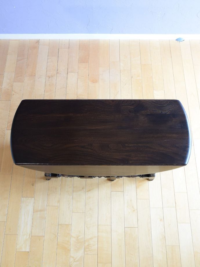 ビンテージの伸長式テーブルの天板