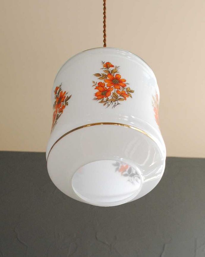 ペンダントライト　照明・ライティング　お花模様×ゴールドのラインが華やかなアンティーク シェード（コード・シャンデリア電球・ギャラリーなし）。。(k-2938-z)