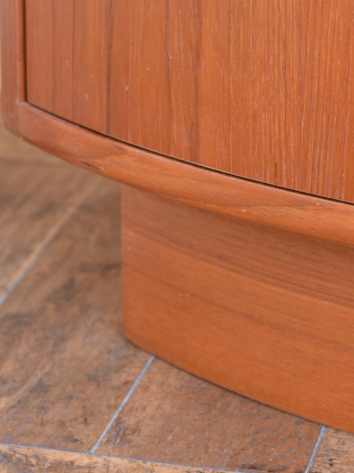 ビンテージ家具の脚