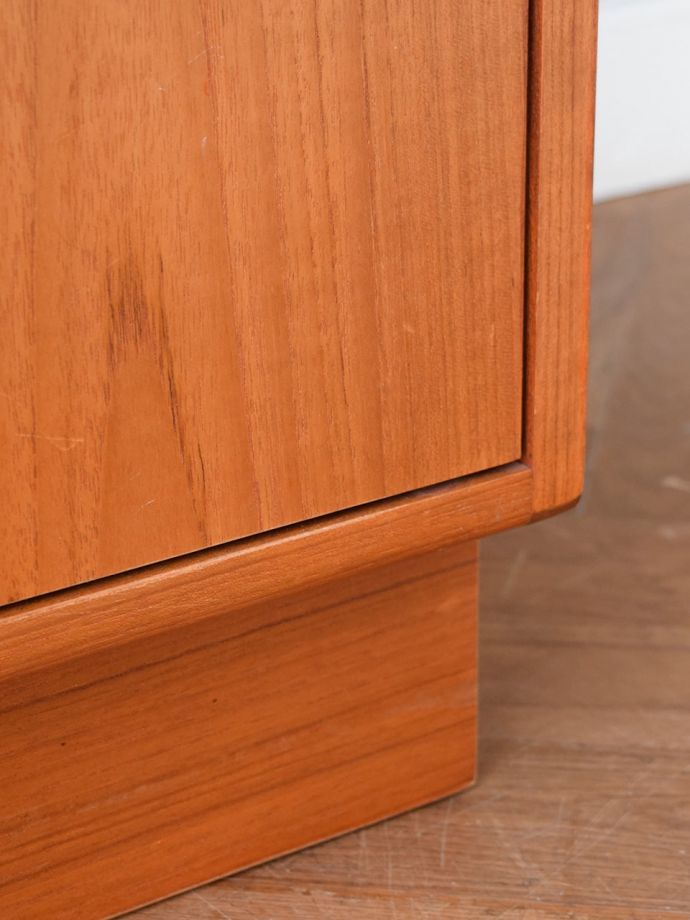 ビンテージ家具の脚