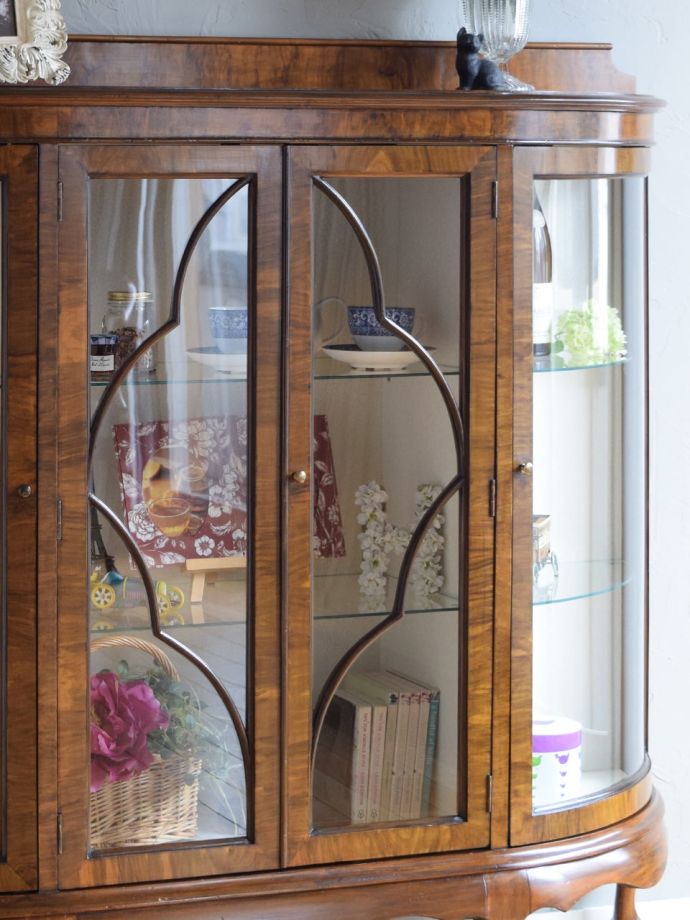 アンティークガラスの扉