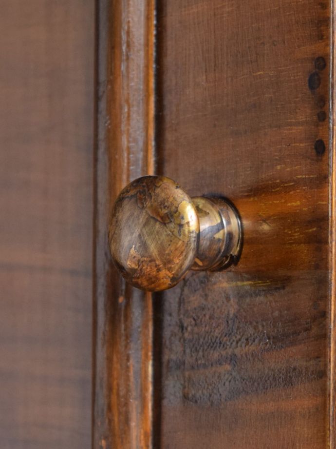 アンティーク家具の取っ手