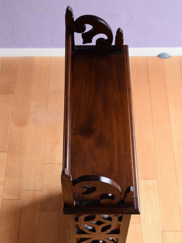 アンティーク本棚の天板