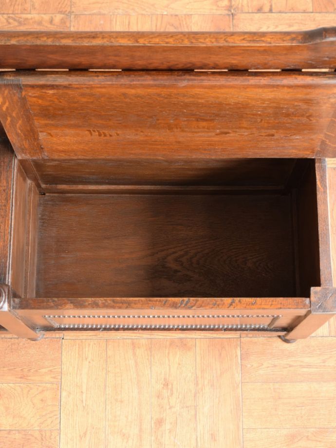 収納付きのベンチ