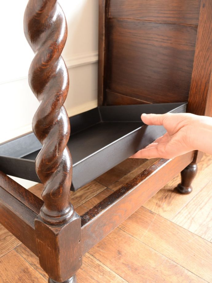 傘立てのトレイ