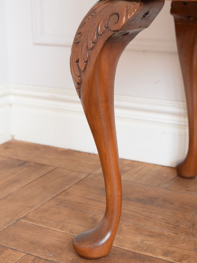 アンティーク家具の脚