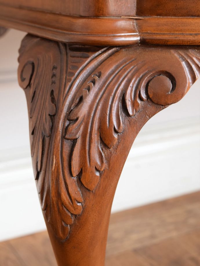 サイドボードの装飾