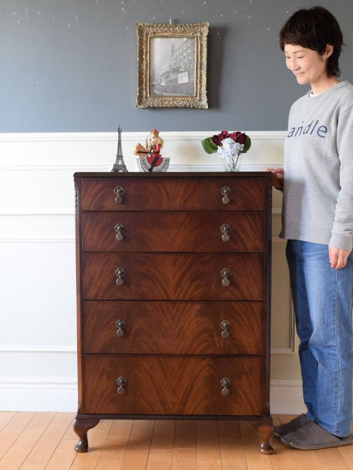 英国アンティークのチェスト