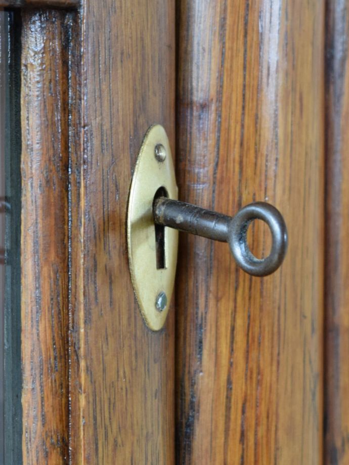 アンティーク家具の鍵