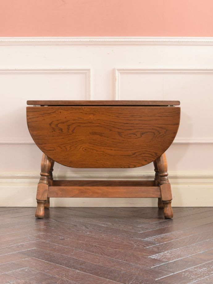 畳んだ時のバタフライテーブル