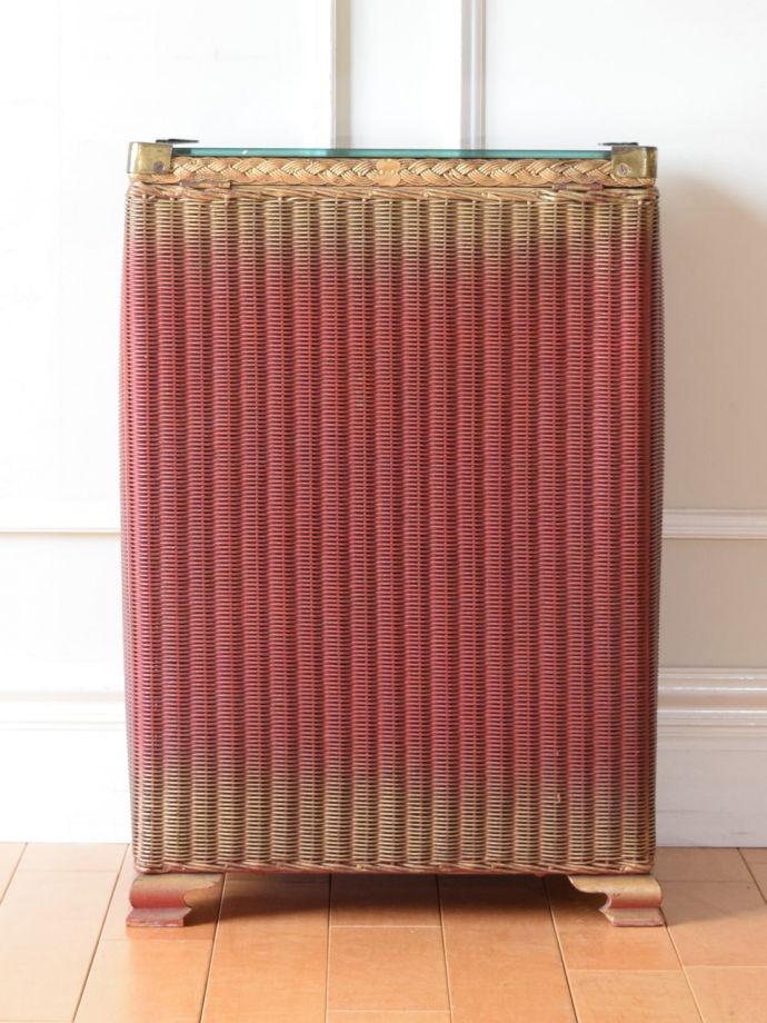 アンティークロイドルームボックスの後ろ姿