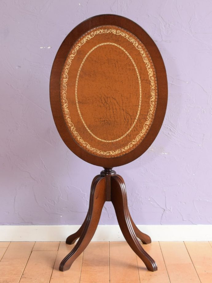 畳んだ時のティルトップテーブル