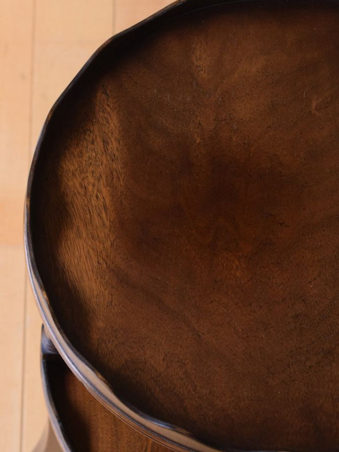 オケージョナルテーブルの天板