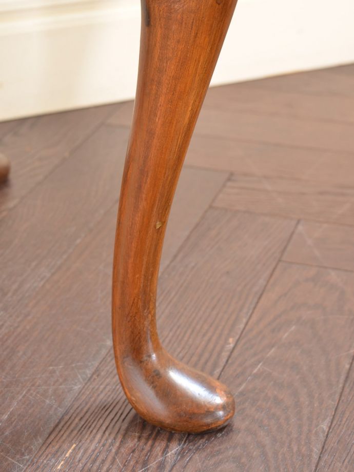 アンティーク家具の脚