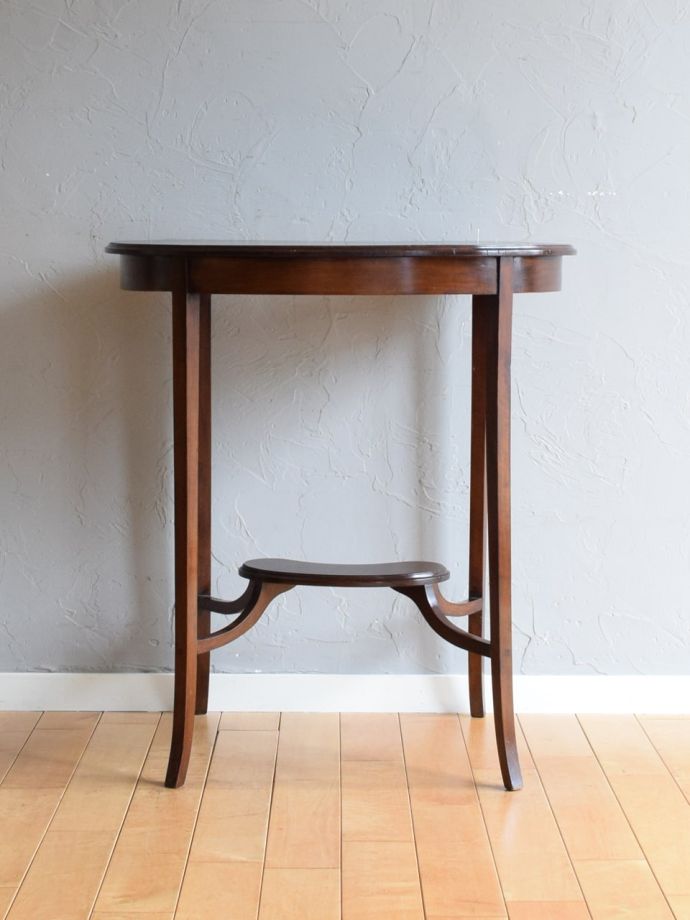 オケージョナルテーブルの側面