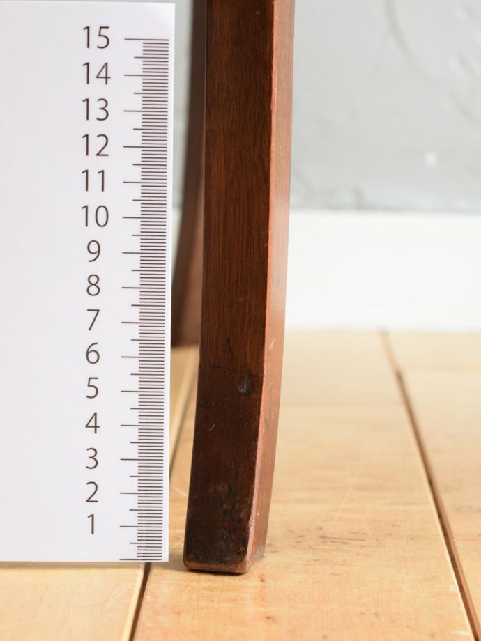 アンティーク家具の脚