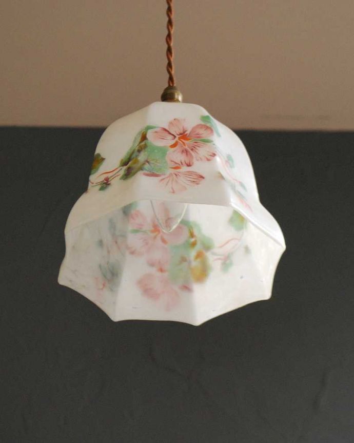 ペンダントライト　照明・ライティング　アンティーク ペンダントライト(コード・シャンデリア電球・ギャラリーなし)。。(k-2989-z)