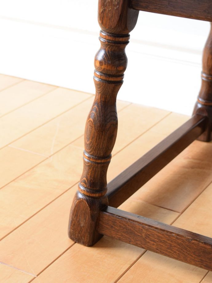 伸長式テーブルの脚