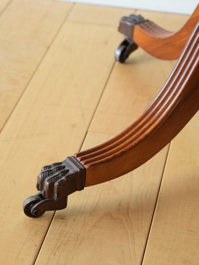 アンティーク家具の脚