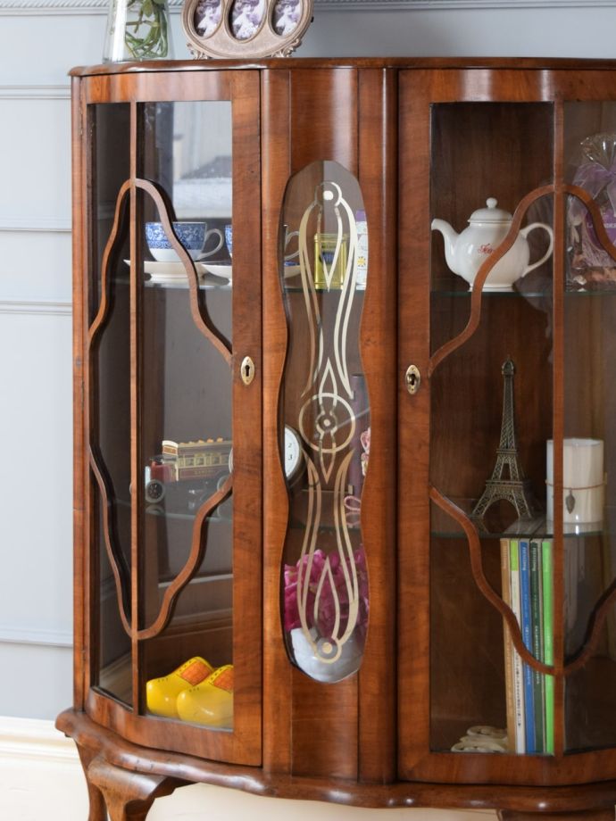 アンティークガラスの扉