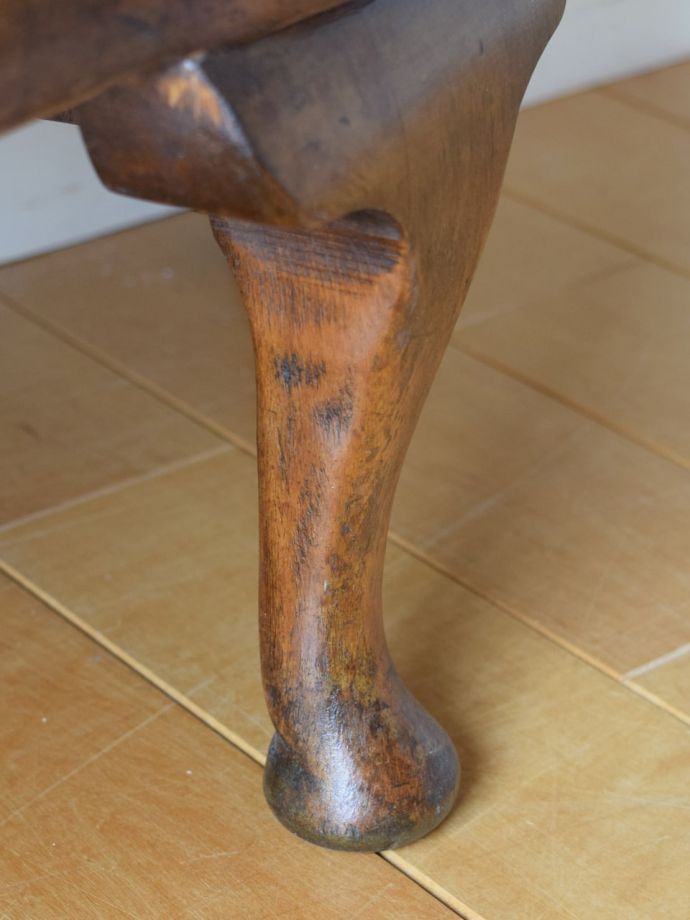 アンティーク家具の脚