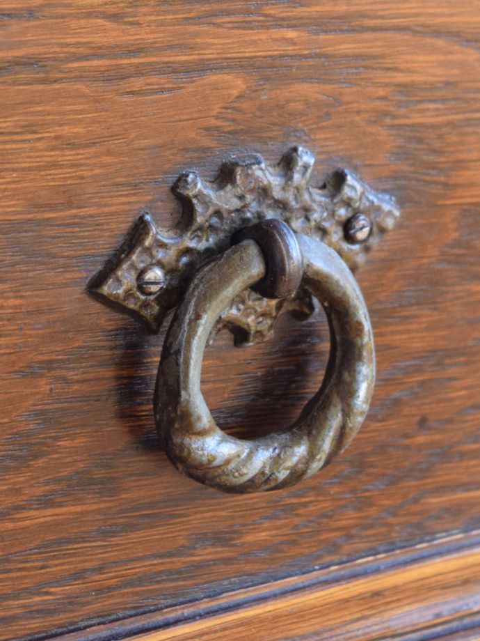 アンティーク家具の取っ手