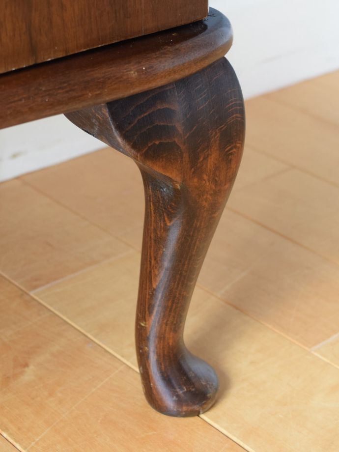 アンティーク家具の脚