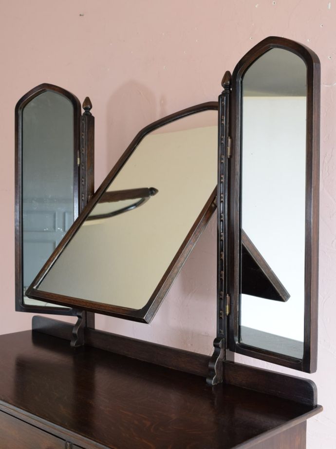 アンティークの鏡