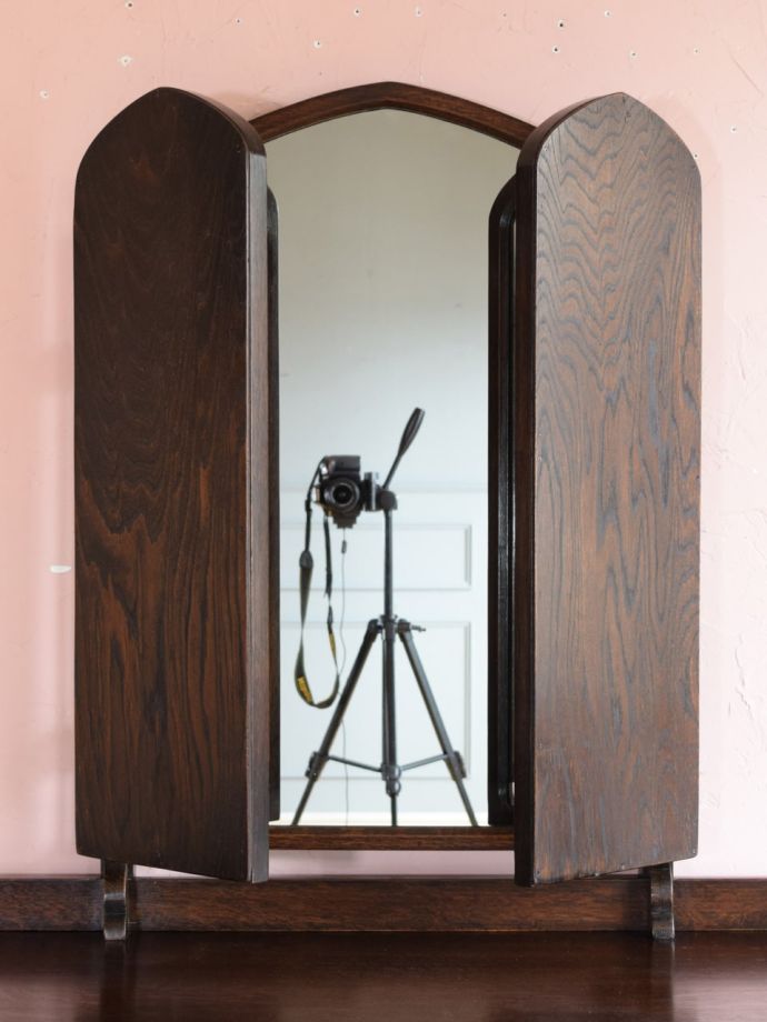 アンティークの三面鏡