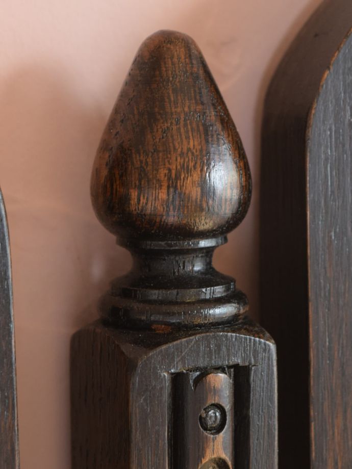 アンティーク家具の装飾