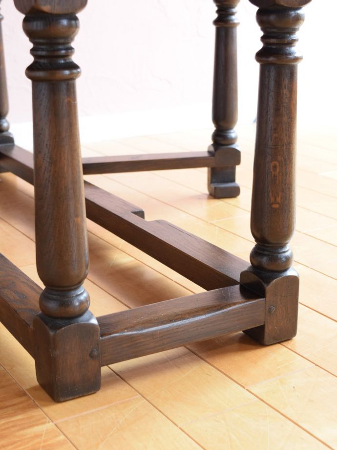 伸長式テーブルの脚