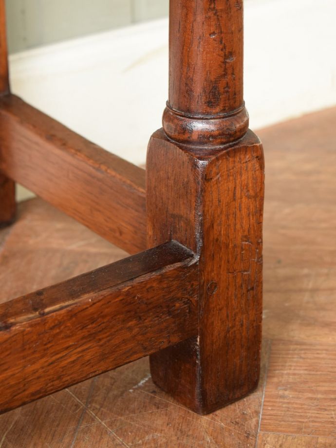 アンティーク家具の脚