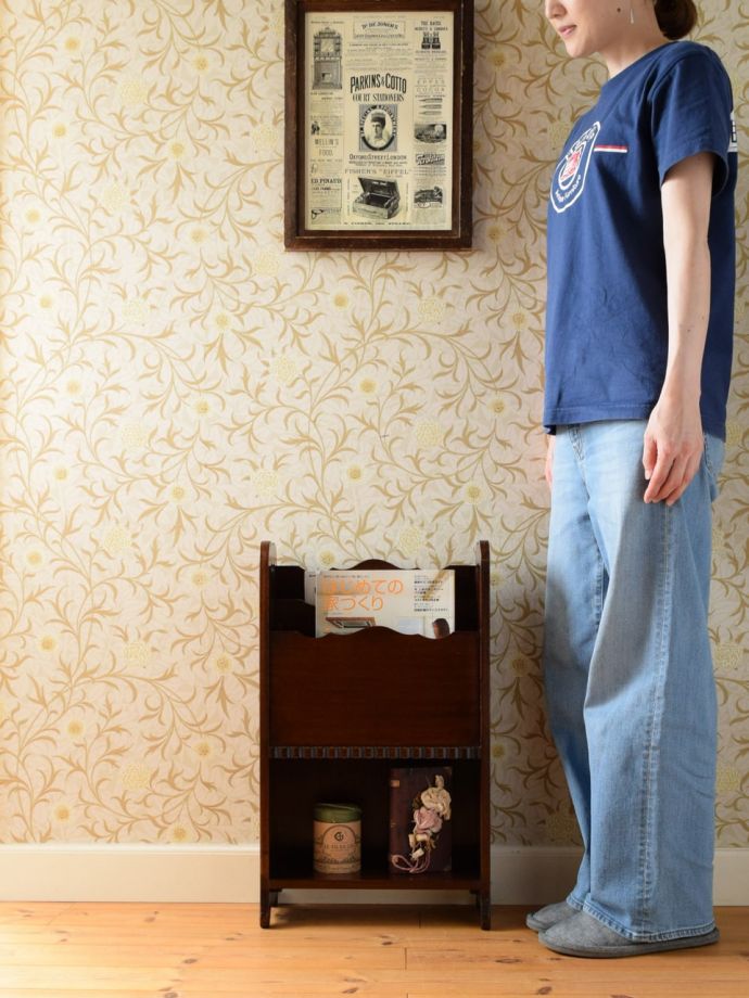 アンティークのおしゃれな本棚