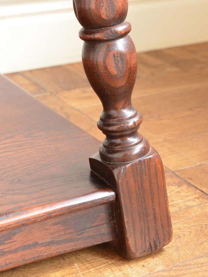 アンティーク家具の脚