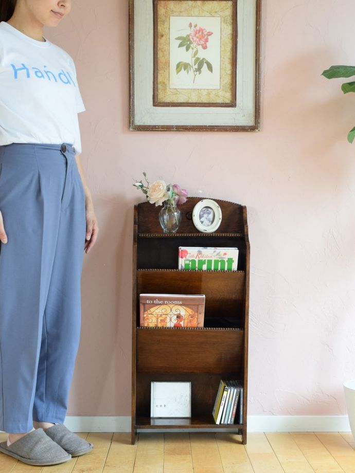 アンティークのおしゃれな本棚