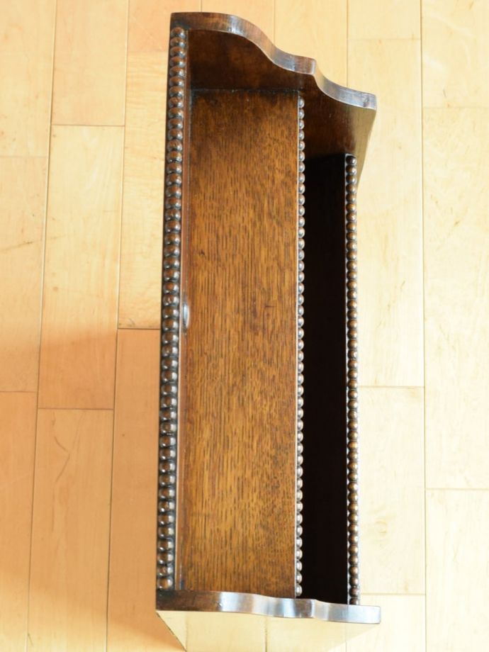 マガジンラックの天板