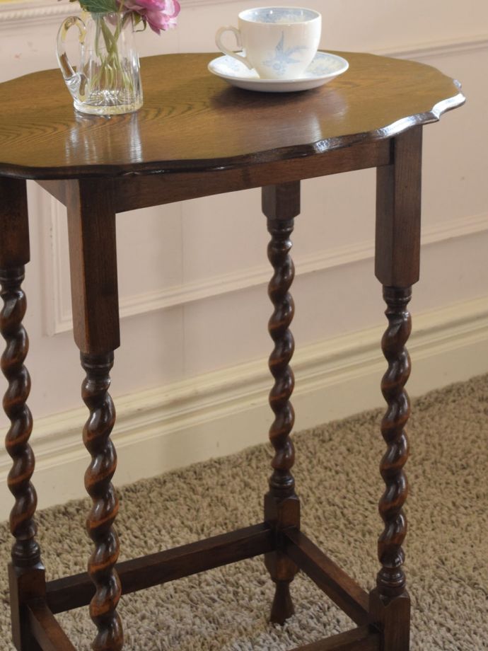 おしゃれなサイドテーブル