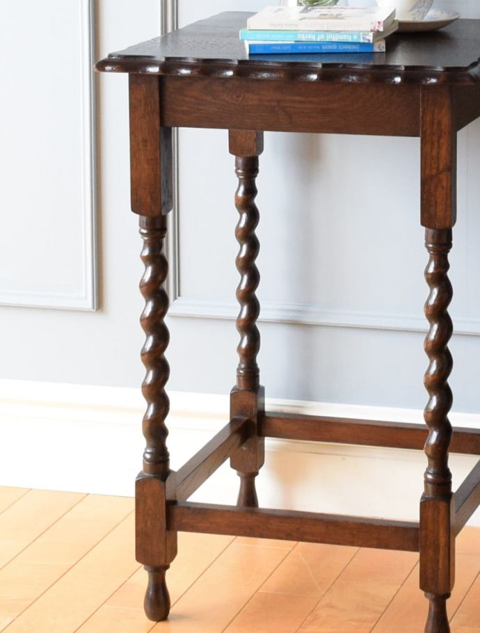 おしゃれなサイドテーブル