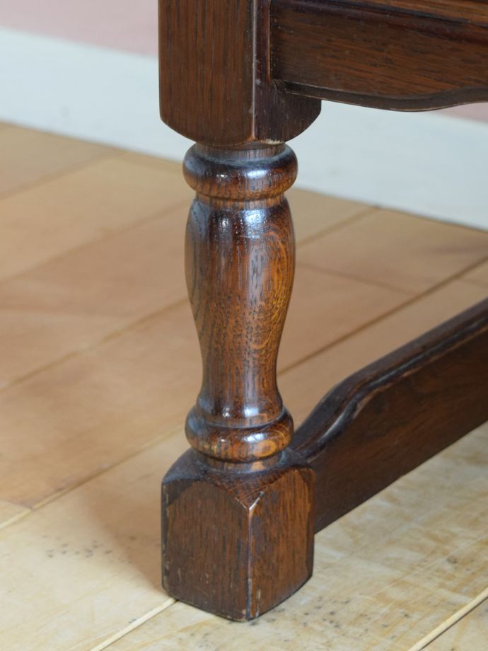 アンティーク家具の脚