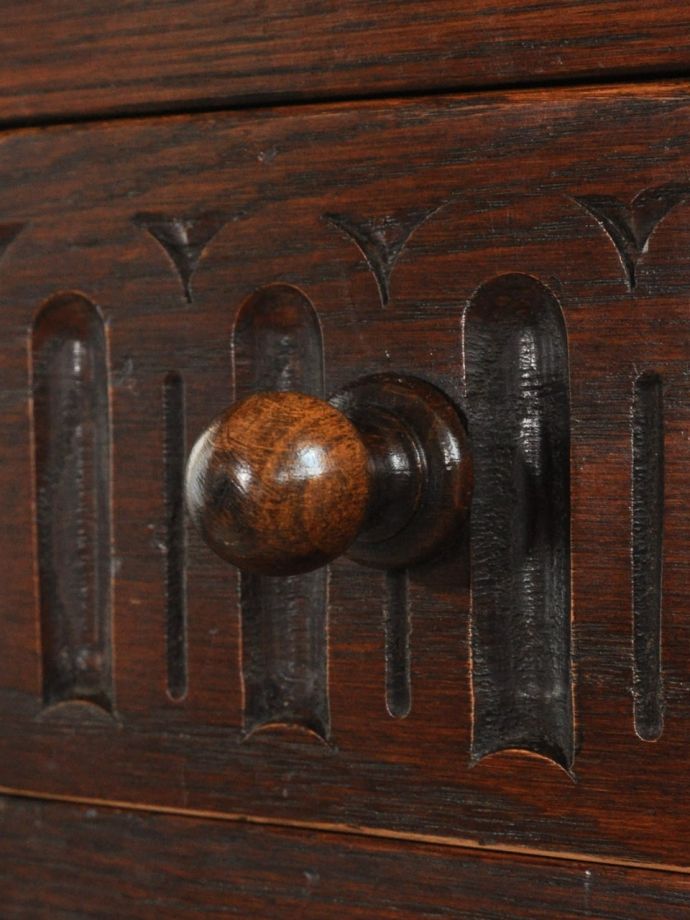 アンティーク家具の取っ手