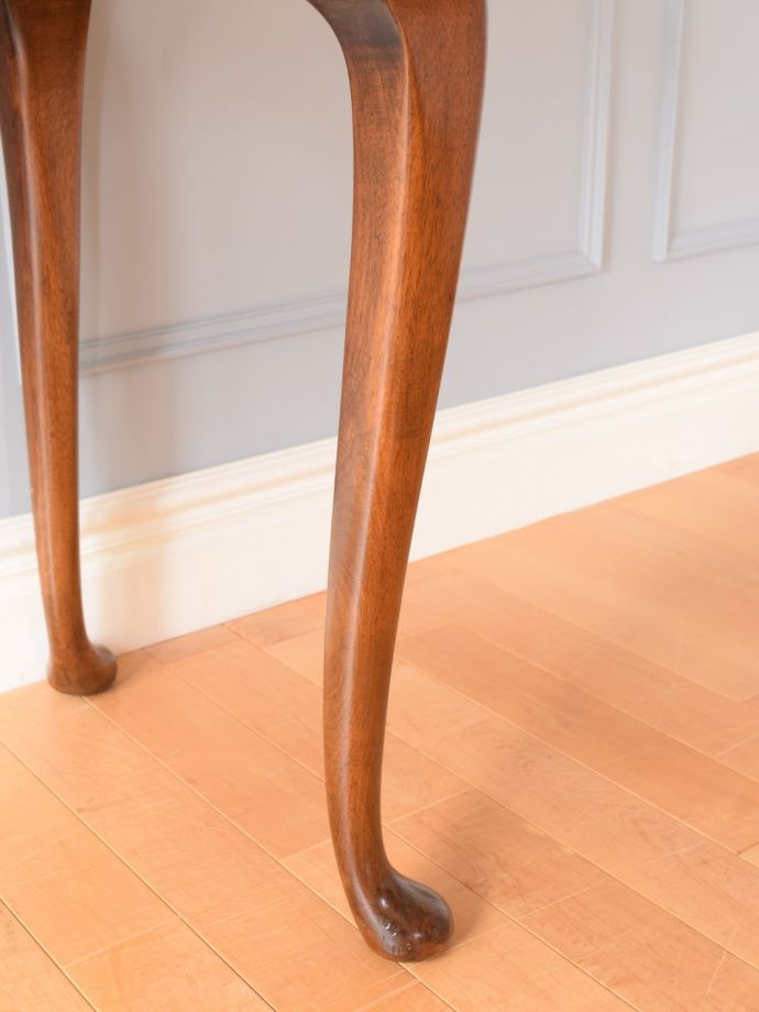 アンティーク家具の脚