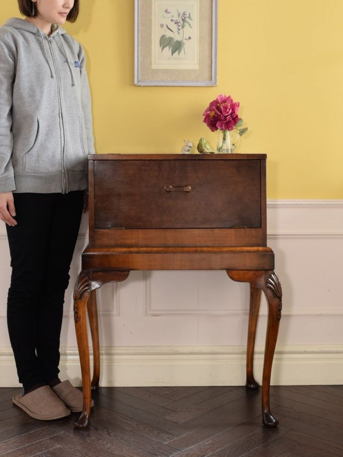 アンティークのビューロー