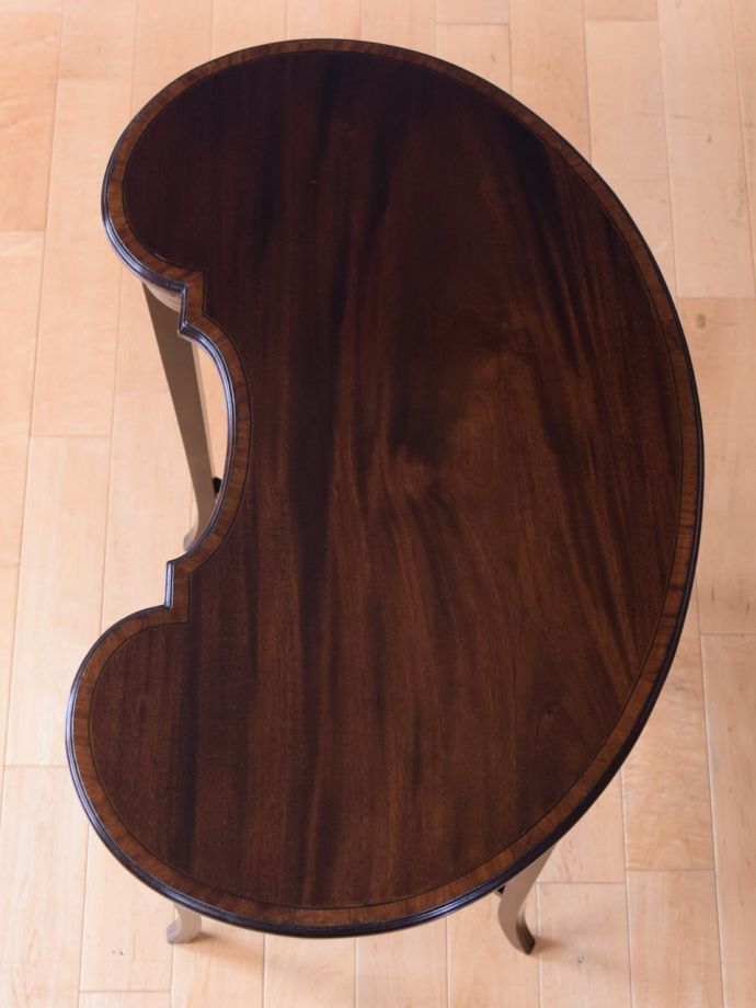 オケージョナルテーブルの天板