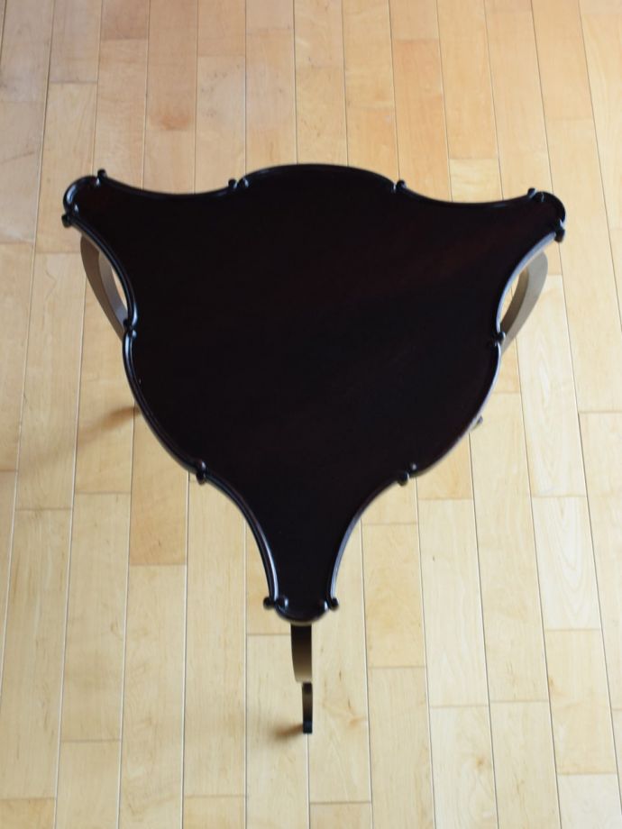 オケージョナルテーブルの天板