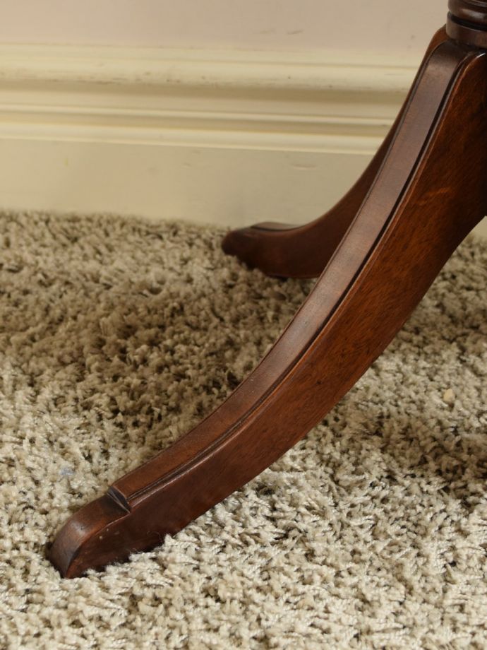 伸長式テーブルの脚