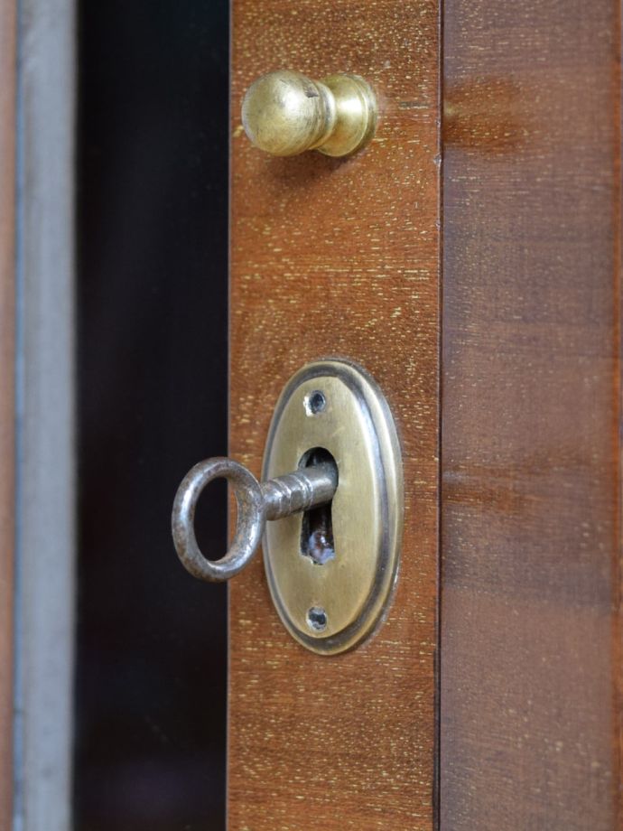 アンティークの鍵と取っ手