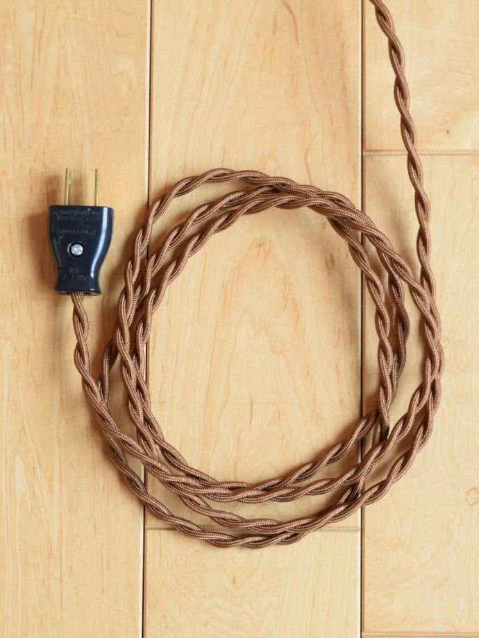 フロアランプのコード