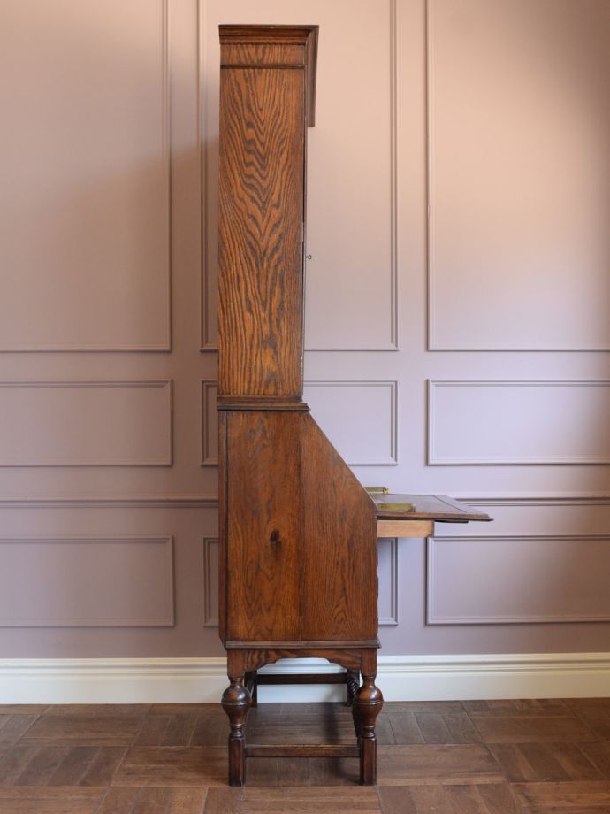 ビューローブックケースの側面