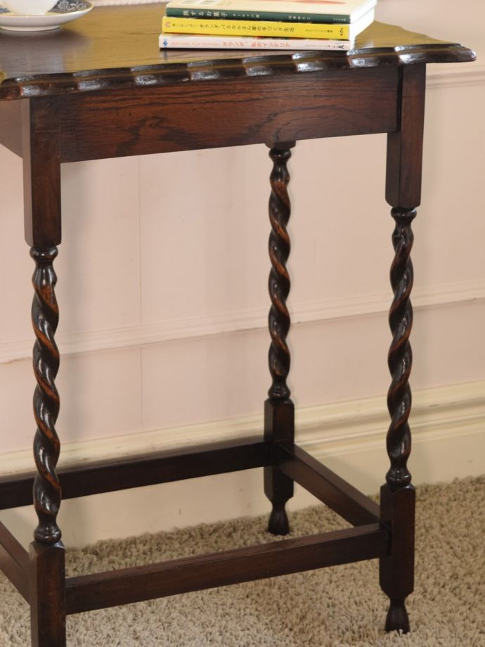 おしゃれなサイドテーブル